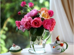 Красивые цветы в вазе картинки