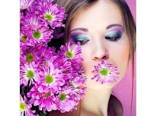 Фото красивые девушки с цветами