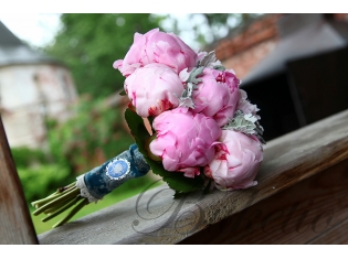 Букеты цветов невесты фото